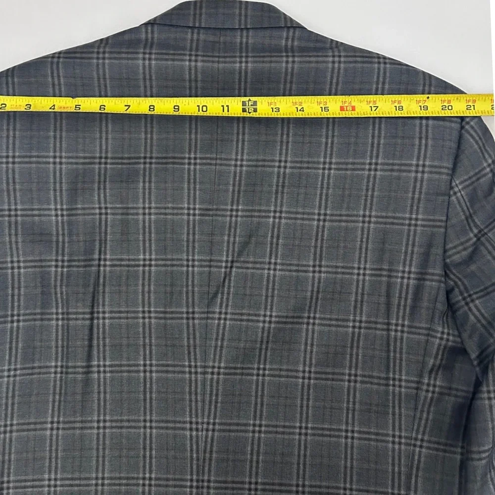 Peter Millar Flynn Sport Coat Men 44R Gray Plaid 100% Wool Jacket Made in Canada